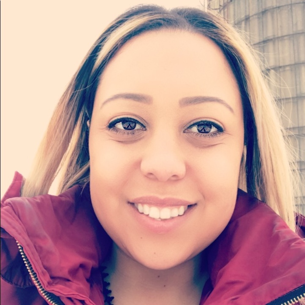 Meet your Posher, Courtney
